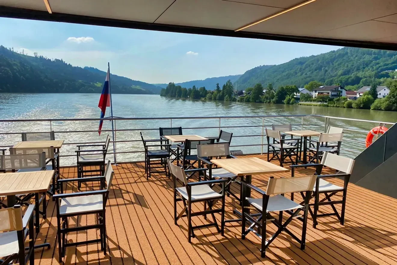Ресторан Теплохода Albertina