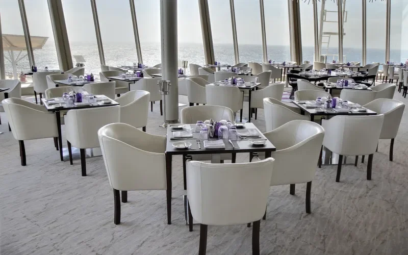 Ресторан Coastal kitchen  Лайнера Allure of the Seas