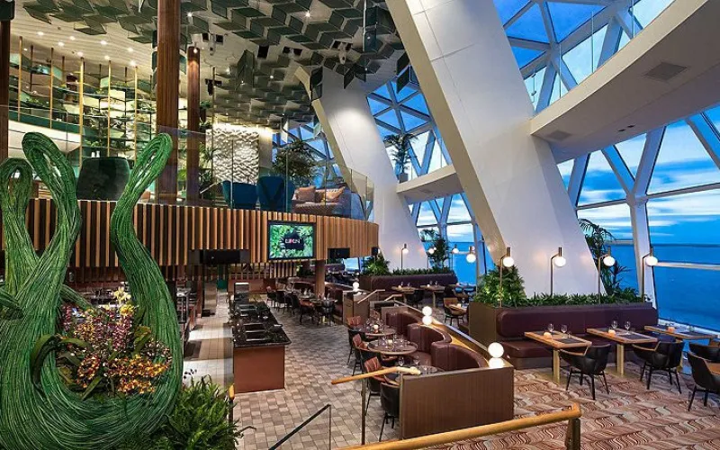 Ресторан Эден Лайнера Celebrity Edge