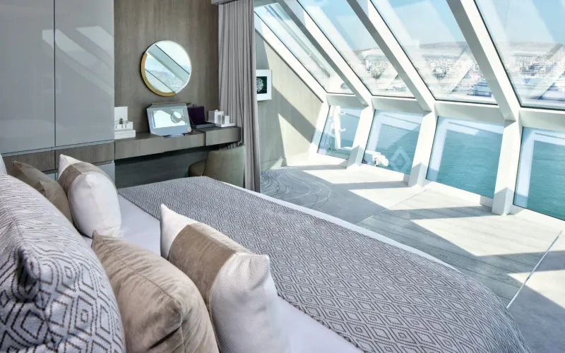 Каюта сьют Лайнера Celebrity Edge