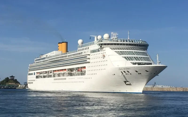 Лайнер Costa Victoria