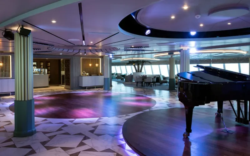 Лайнера Crystal Serenity