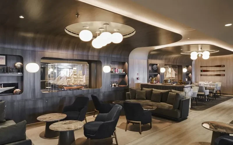 Ресторан Med Yacht Club Лайнера Explora I