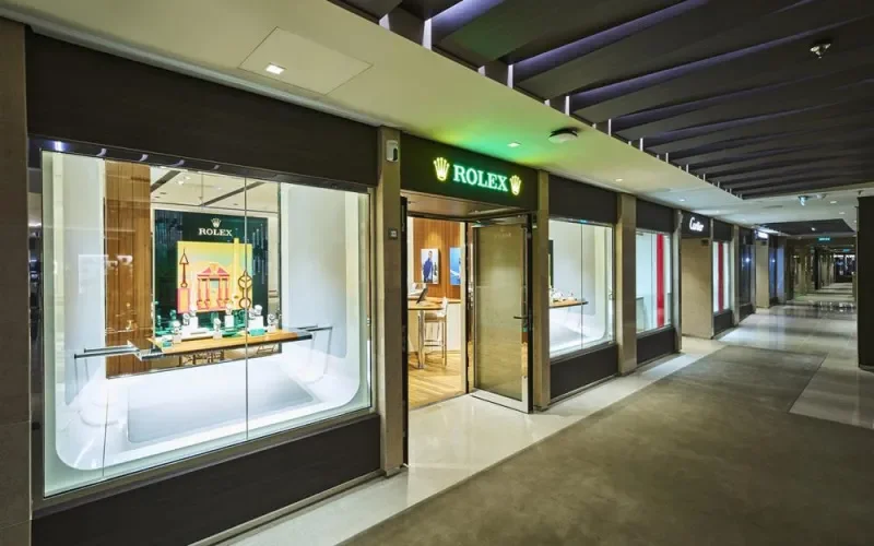 Первый бутик Rolex в море Лайнера Explora I