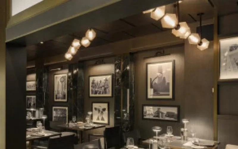 Ресторан Marble & Co Grill Лайнера Explora IV