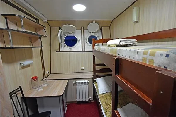 Двухместная двухъярусная каюта Теплохода Григорий Пирогов
