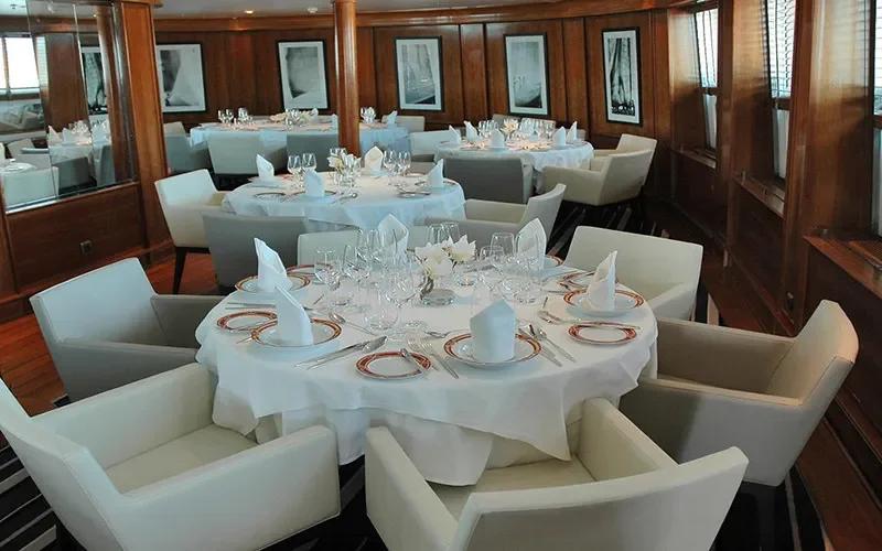 Лайнера Le Ponant
