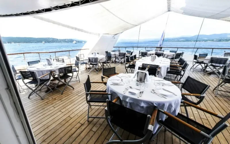 Лайнера Le Ponant