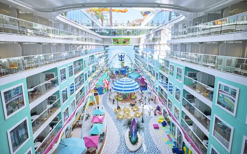 Зона отдыха для молодежи Лайнера Legend of the Seas