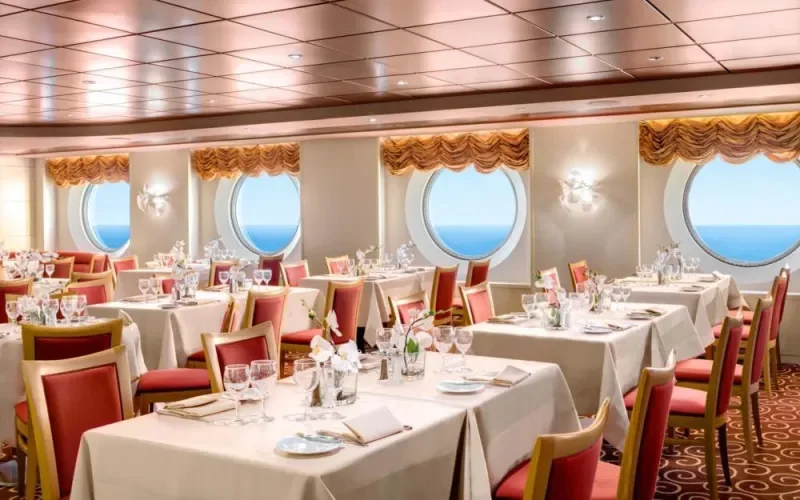 Основной ресторан Marco Polo Лайнера MSC Armonia