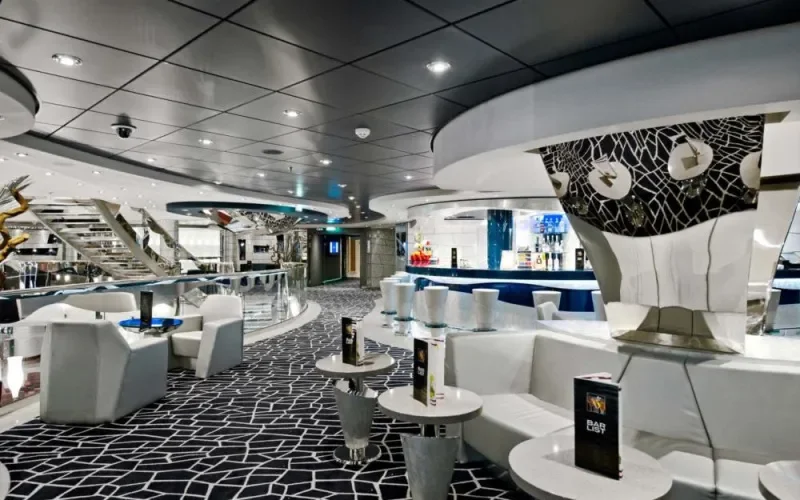 Бар Silver Lounge Лайнера MSC Divina