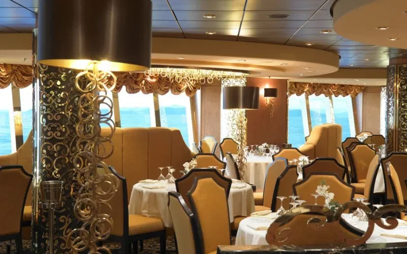 Ресторан Лайнера MSC Fantasia