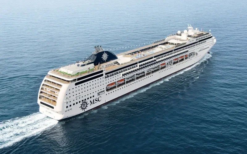 Лайнер MSC Lirica