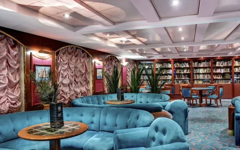 Бар Lord Nelson Pub Лайнера MSC Lirica