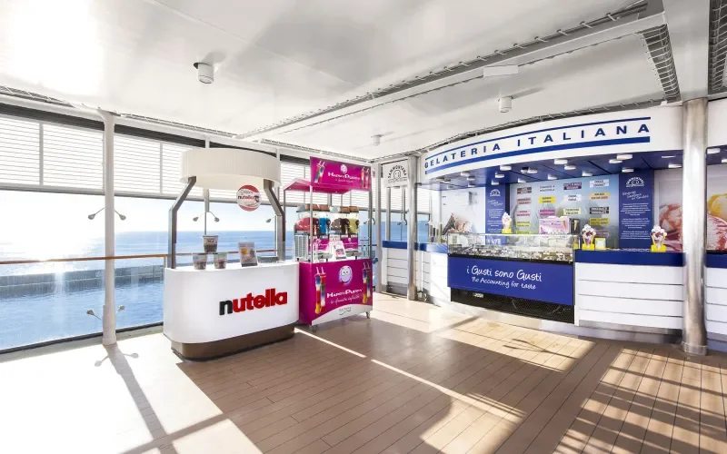 Кафе-мороженое Gelateria Italiana Лайнера MSC Lirica