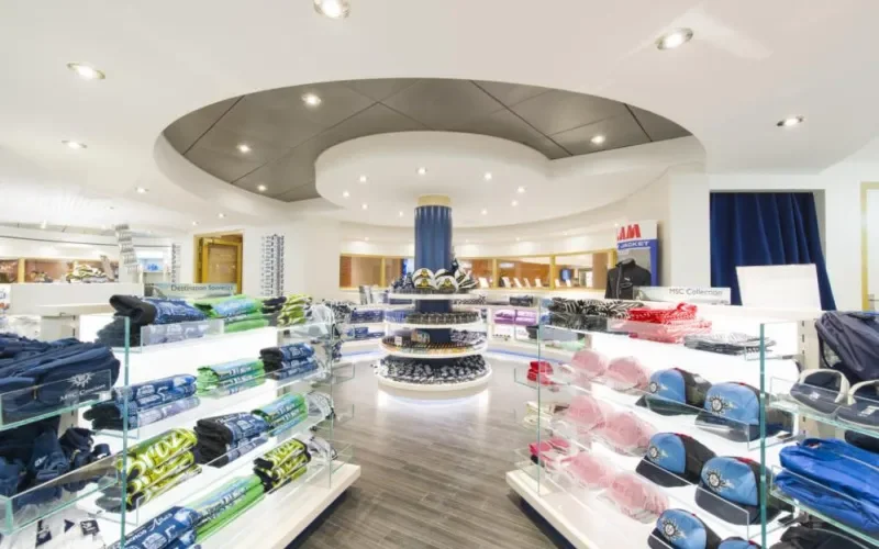 Магазин Logo shop Лайнера MSC Lirica