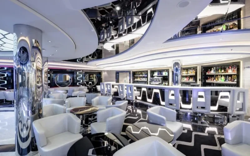Бар Meraviglia Bar & Lounge Лайнера MSC Meraviglia