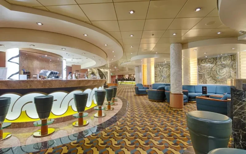 Бар della Cascata Лайнера MSC Musica