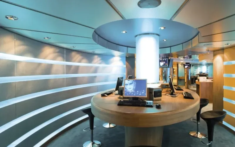 Интернет-кафе Лайнера MSC Musica