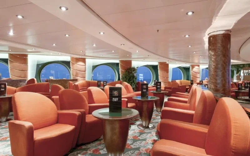 Лаундж Crystal Лайнера MSC Musica
