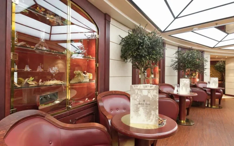 Винный бар L'Enoteca Лайнера MSC Musica
