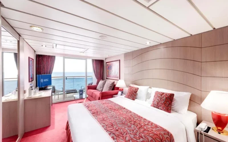 Сьют с балконом Лайнера MSC Opera