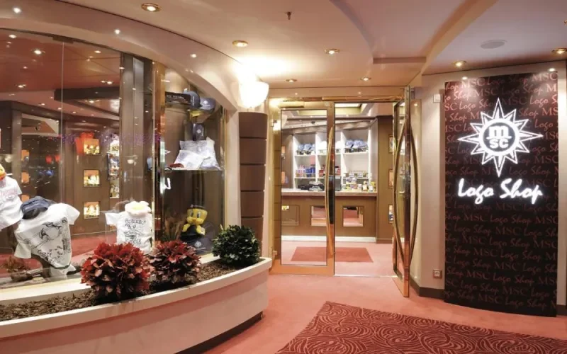 Магазин Logo Shop Лайнера MSC Poesia