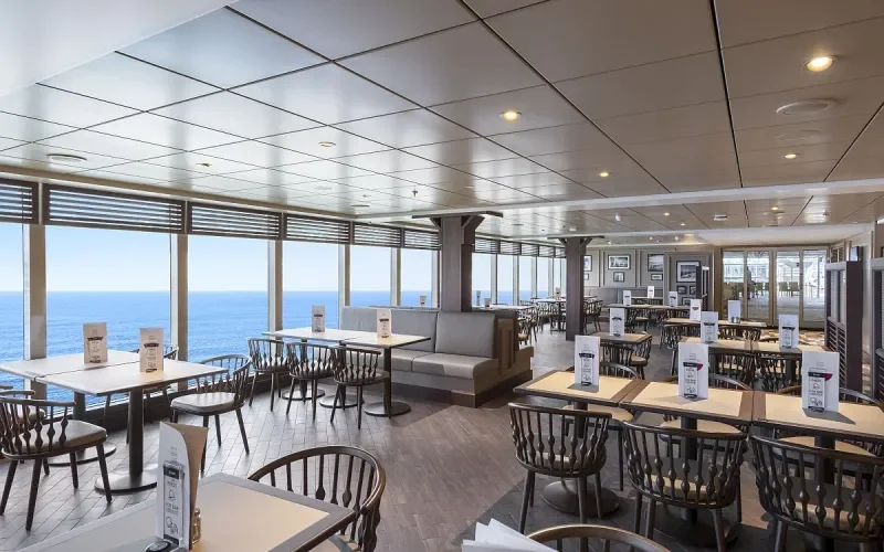 Ресторан шведский стол Лайнера MSC Seaview