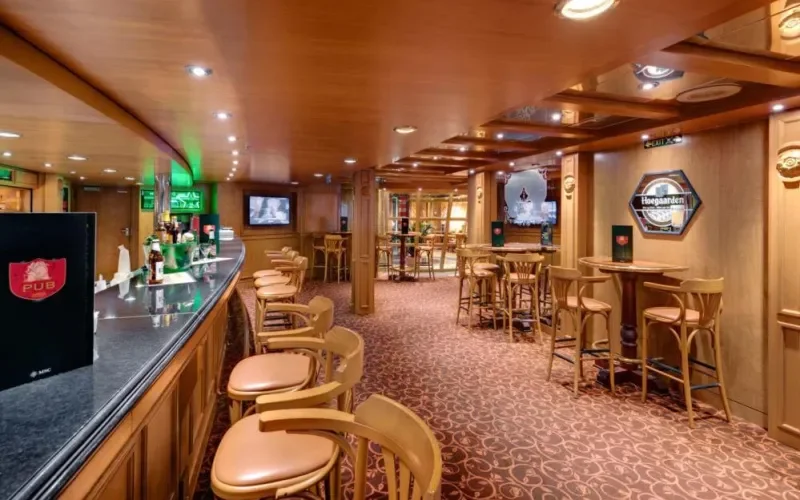 Бар Shelagh’s House Лайнера MSC Sinfonia