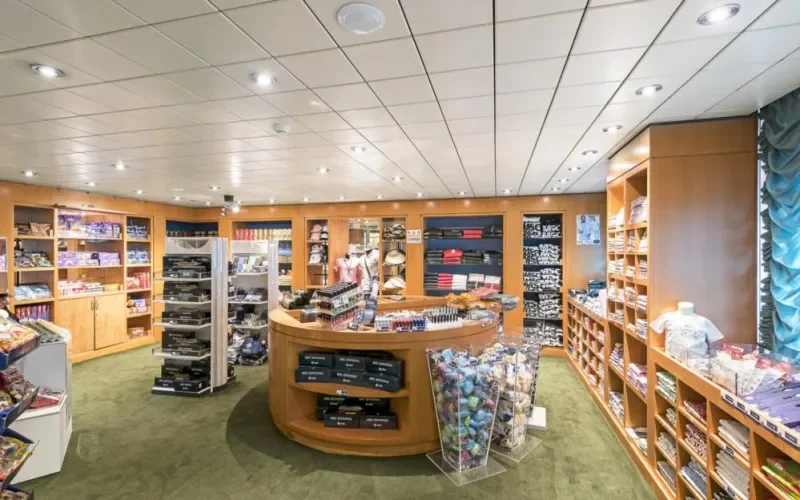 Магазин Logo Shop Лайнера MSC Sinfonia