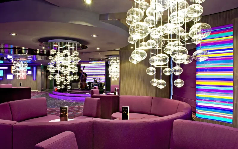 Бар Manhettan Лайнера MSC Splendida