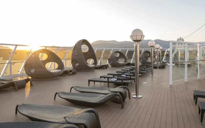 Открытая палуба Лайнера MSC Splendida
