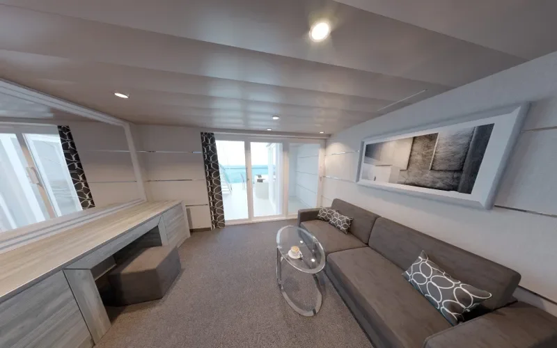 Двухуровневый сьют  Лайнера MSC World Europa