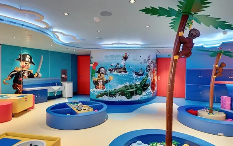 Десткий клуб Лайнера MSC World Europa