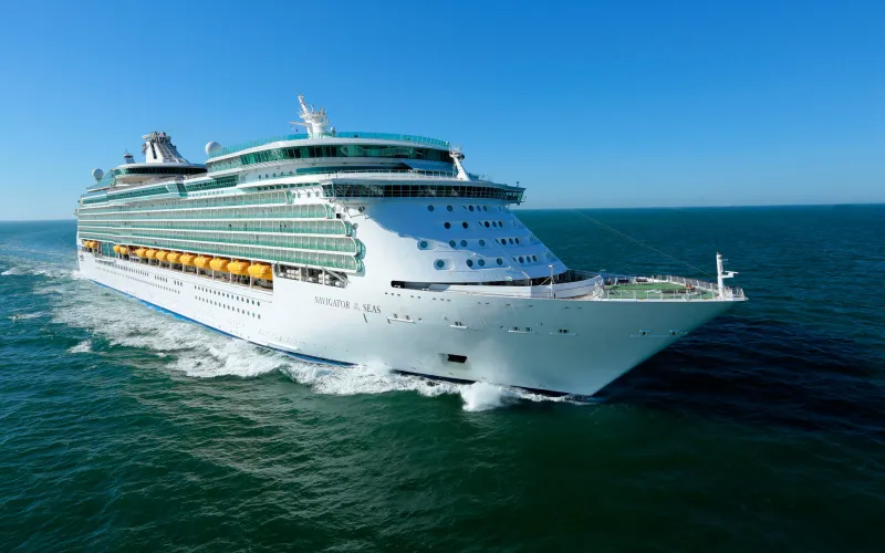 Лайнер Navigator of the Seas