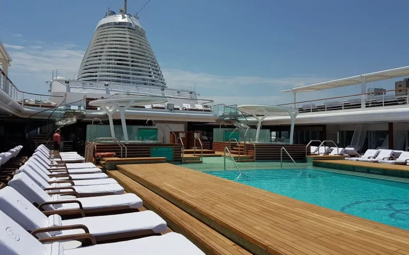 Лайнер Seven Seas Explorer