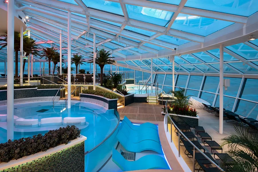 Бассейн Теплохода Spectrum of the Seas (Русскоязычные круизы)