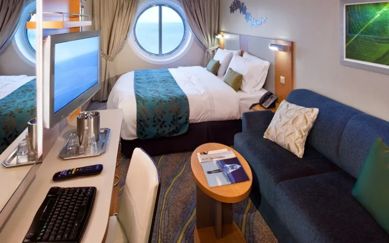 Каюта с окном Лайнера Symphony of the Seas