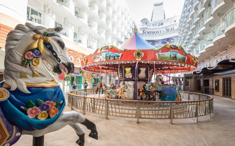 Карусели Лайнера Symphony of the Seas