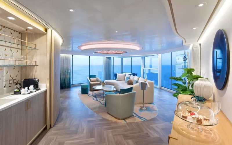 Солярий для сьютов Лайнера Utopia Of The Seas