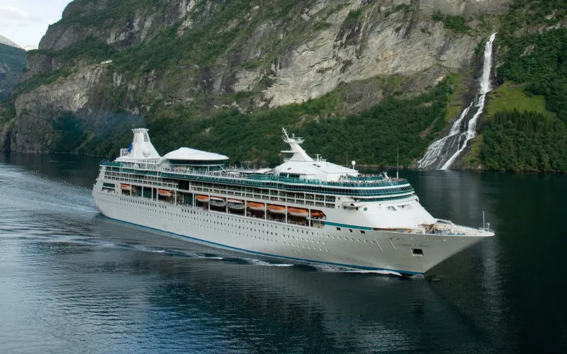 Лайнер Vision of the Seas